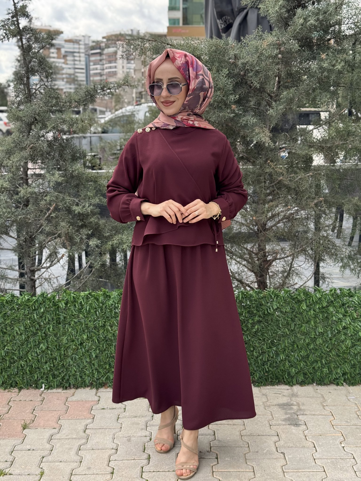 KREP KUMAŞ BELİ TOKA DETAYLI ETEKLİ TAKIM resmi