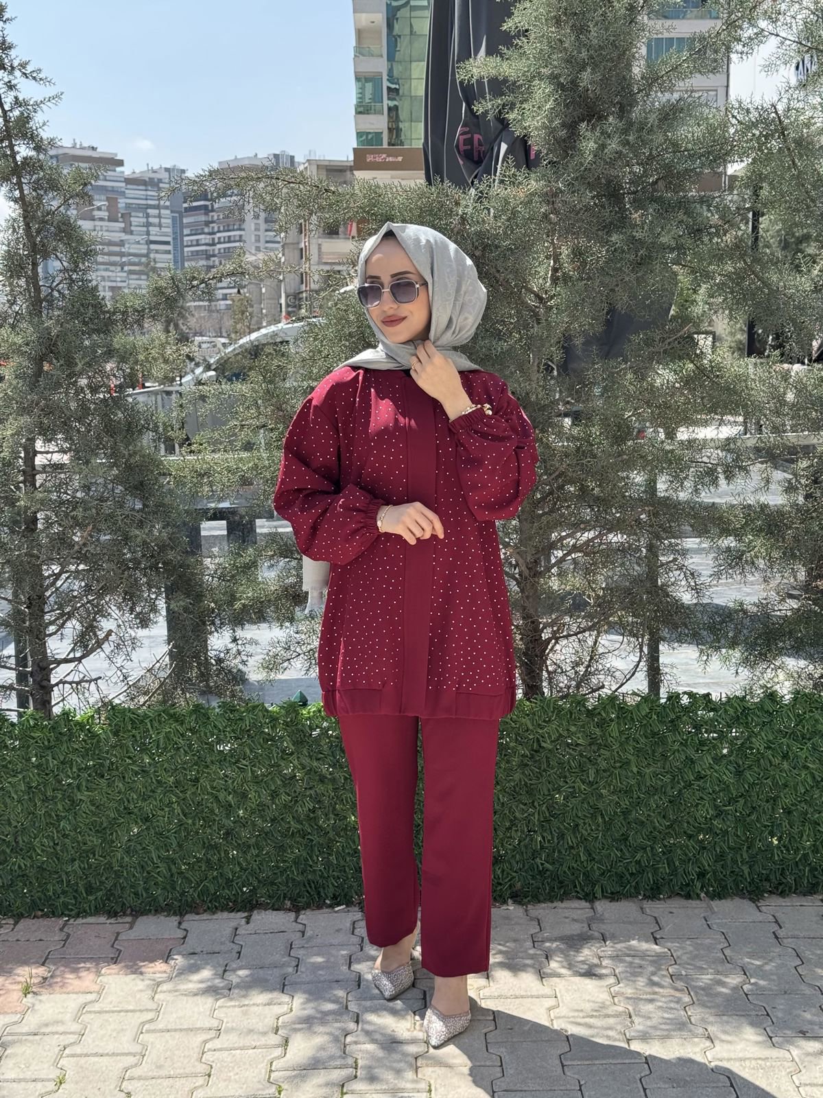 KREP TAŞLI TAKIM resmi