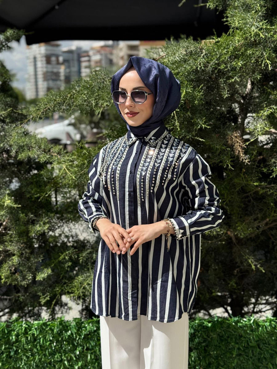 KALIN ÇİZGİ TAŞ DETAY GÖMLEK resmi
