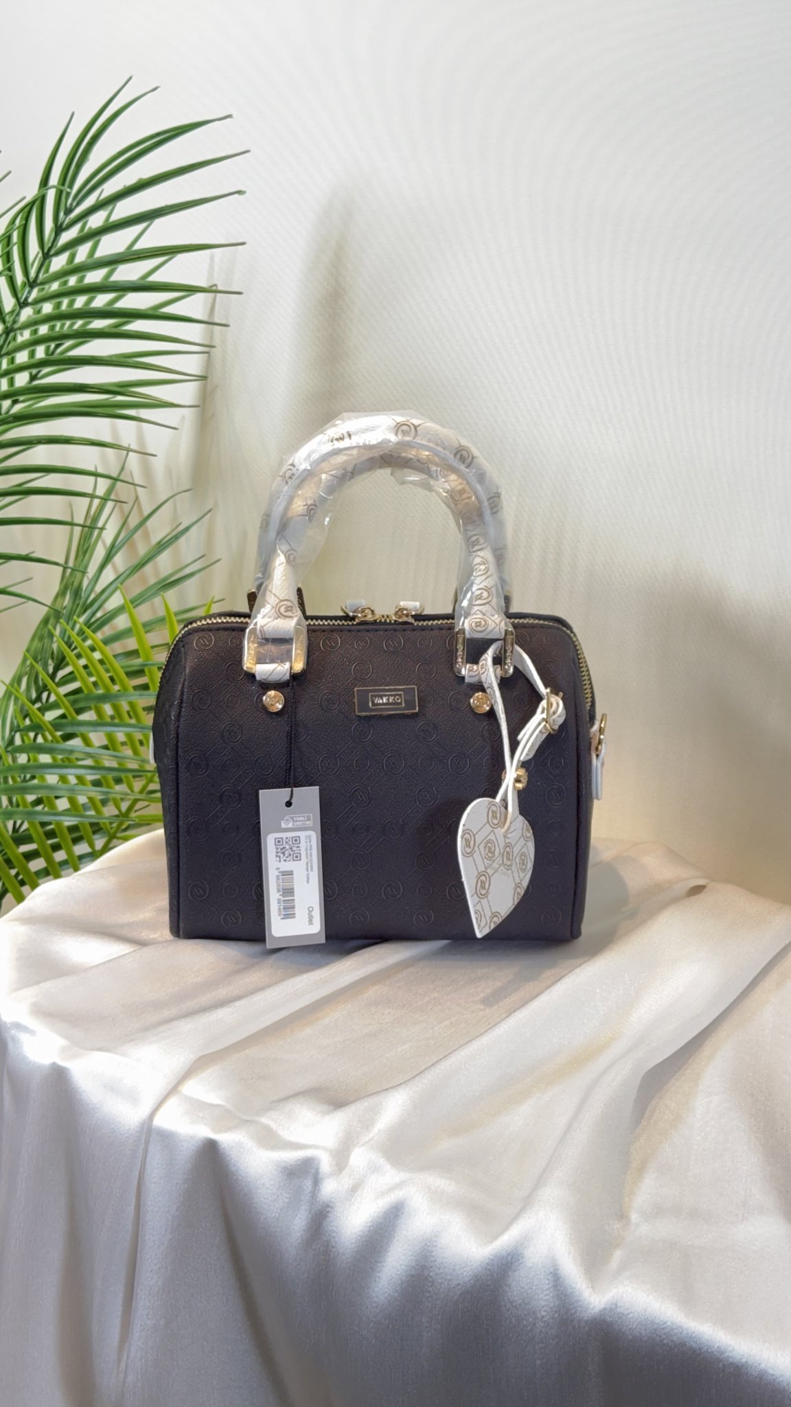 İTHAL 22 CM A KALİTE ÇANTA LOGO SİYAH resmi