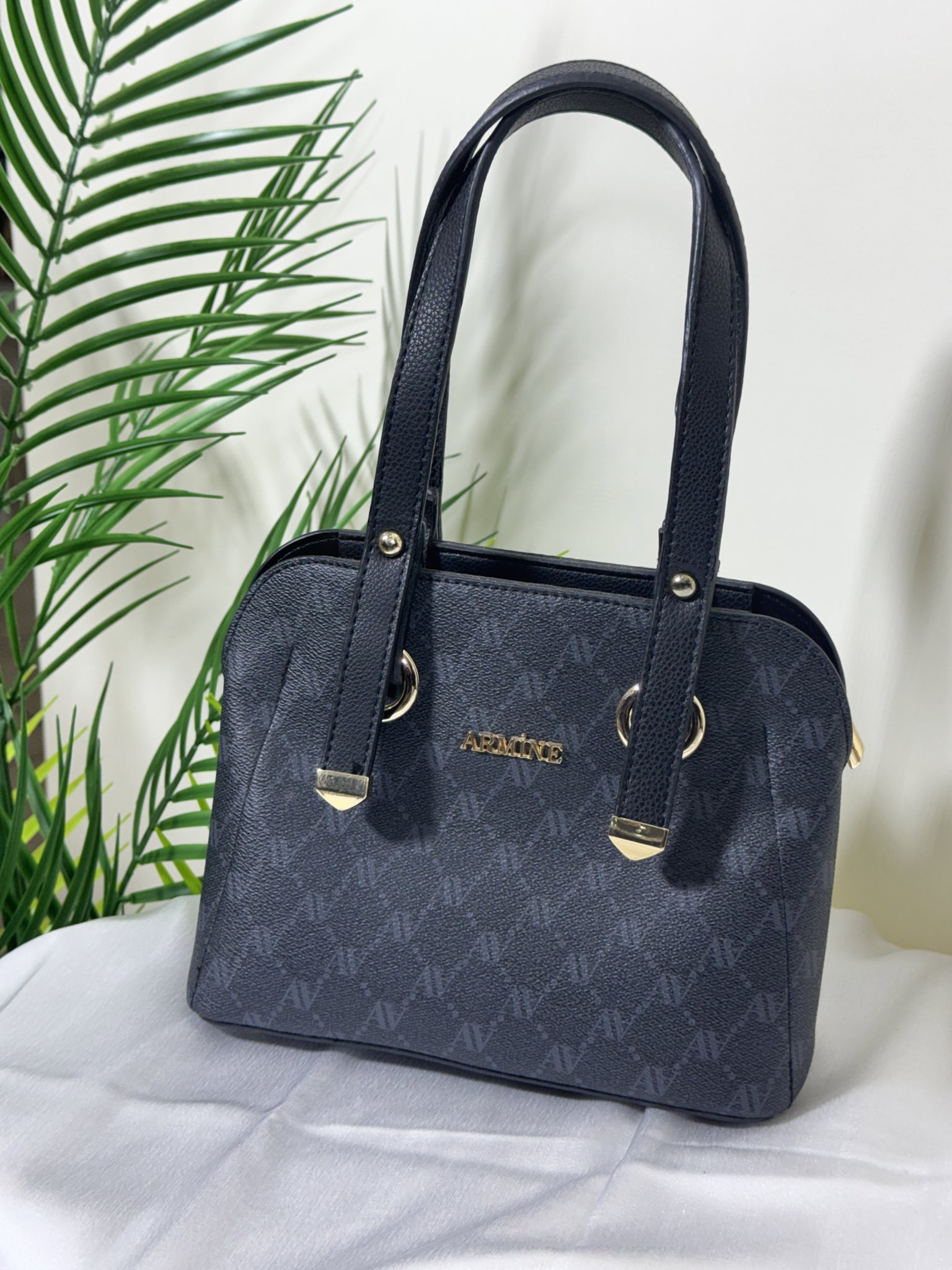 ARMİNE LOGO DESEN BASIC ÇANTA resmi