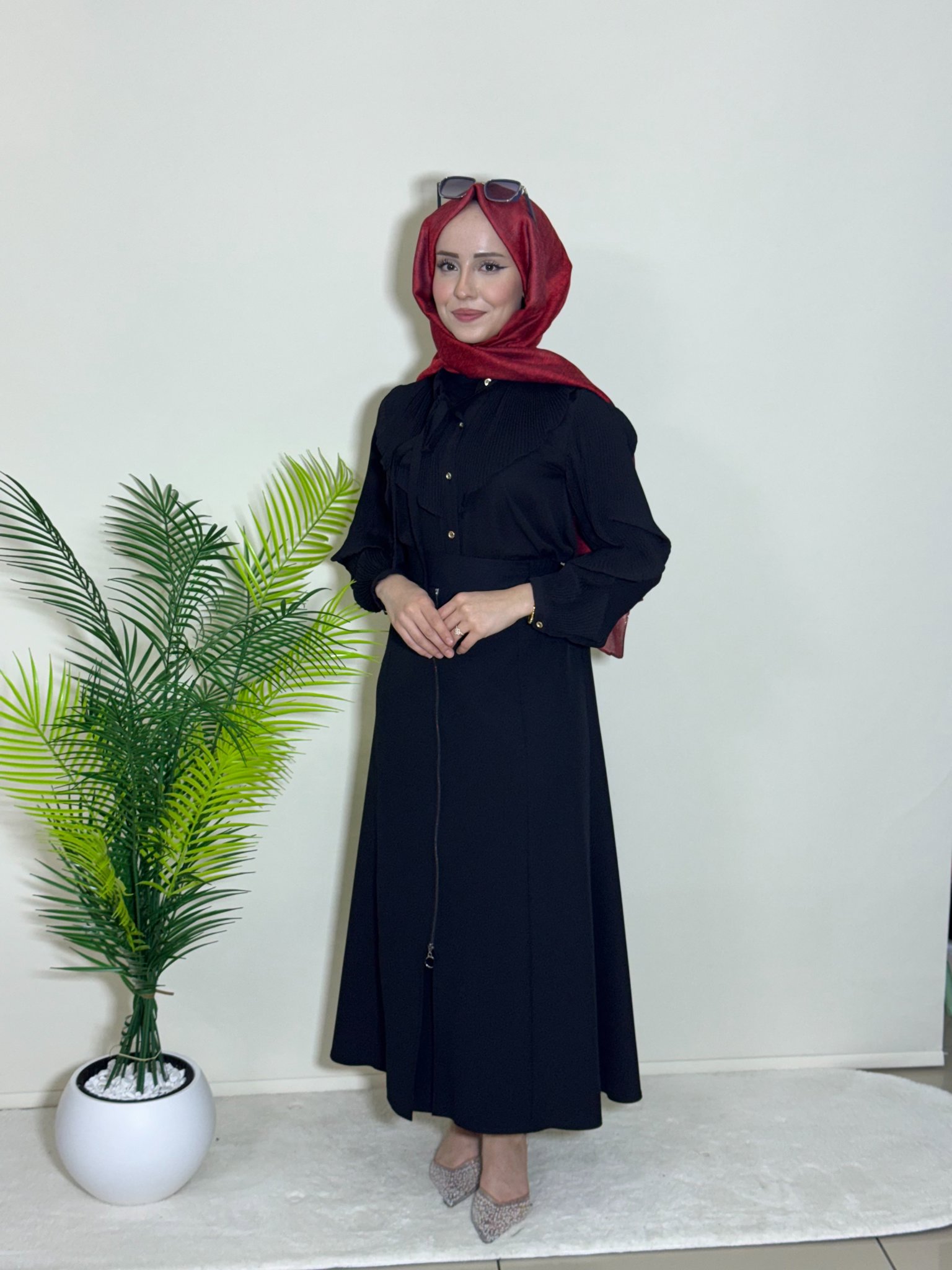 DABIL KUMAŞ ÖNÜ FERMUAR DETAY ETEK resmi