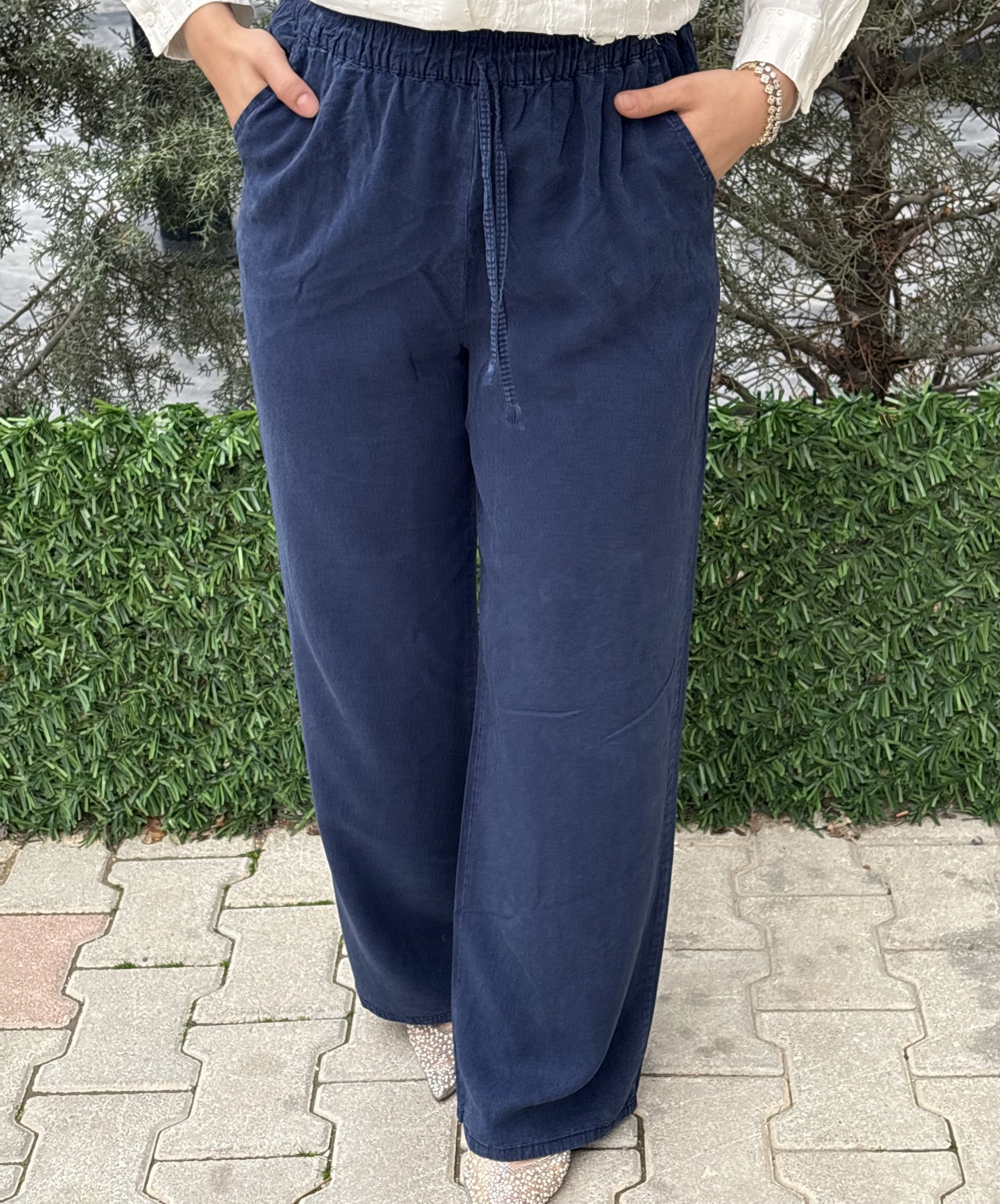 TENSEL KUMAŞ BOL KESİM PANTOLON resmi